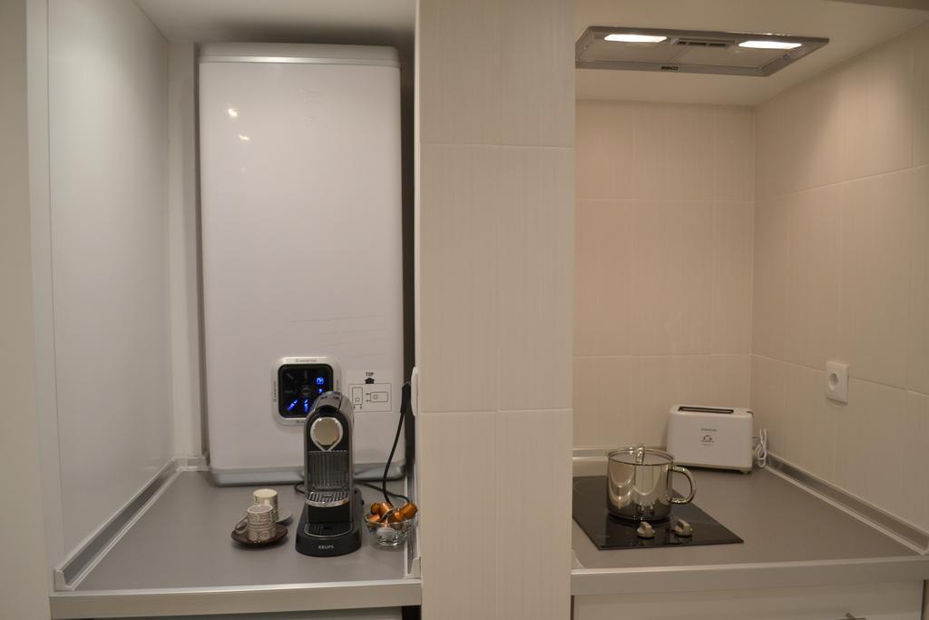 Tp Bica 20, Lisbon Apartment Room photo